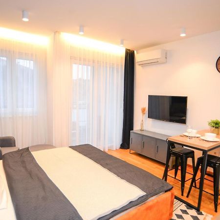 Design Apartment Near Gorica Park Podgorica Extérieur photo